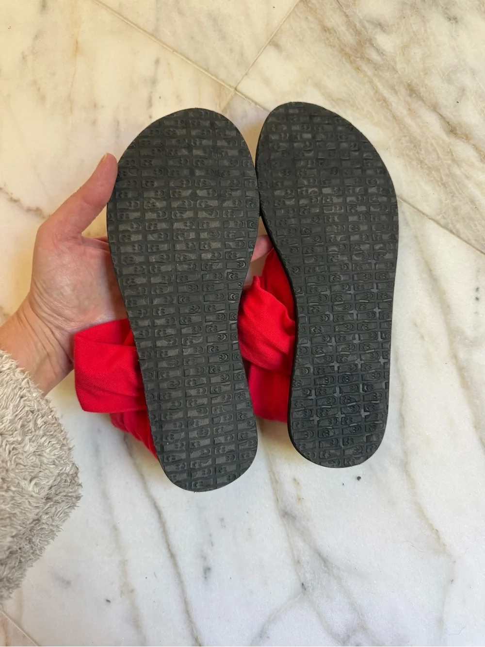 Sanuk Yoga Sling 2 Red Comfort Sandals Women’s size 8 US